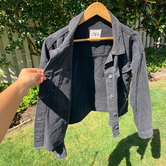 Distressed Zara Jean Jacket - Picture 3 of 3